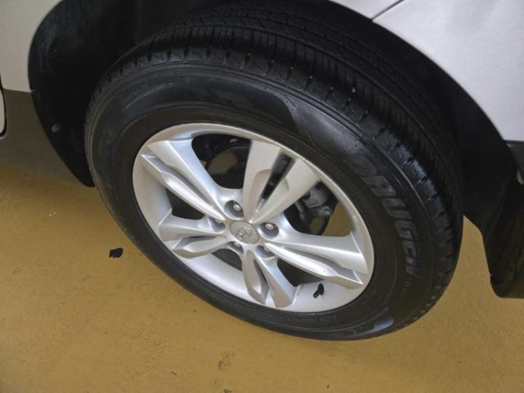 HYUNDAI Tucson - Vista 7