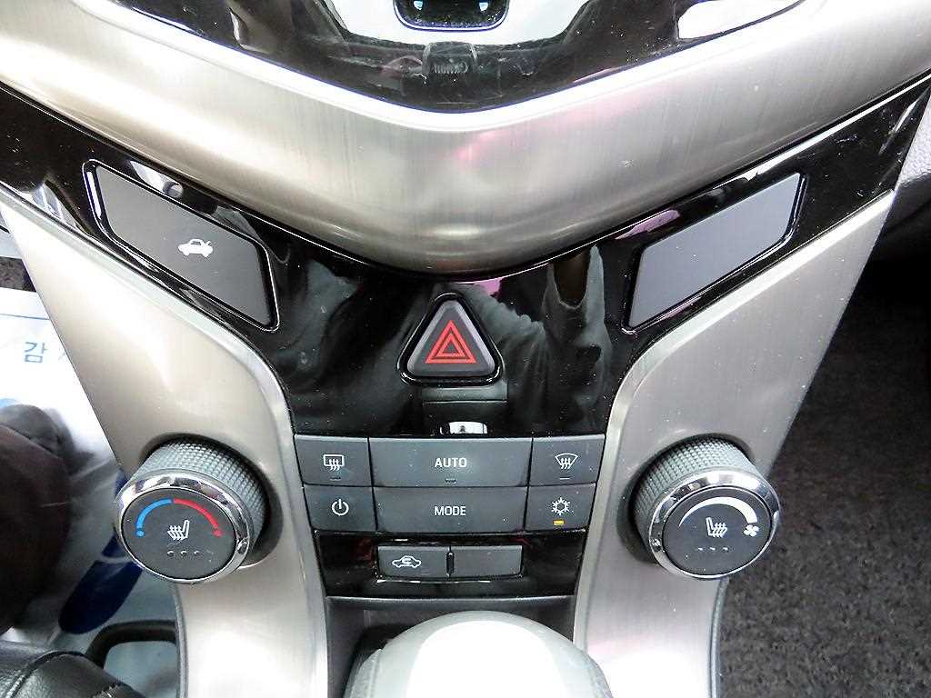 Chevrolet Cruise - Vista 12
