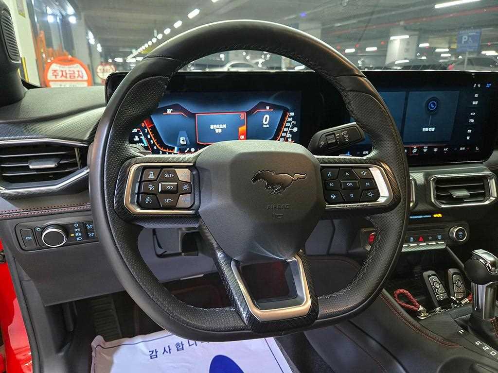 Ford Mustang - Vista 8