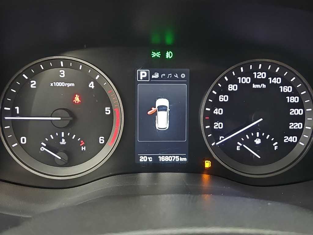 HYUNDAI Tucson - Vista 6