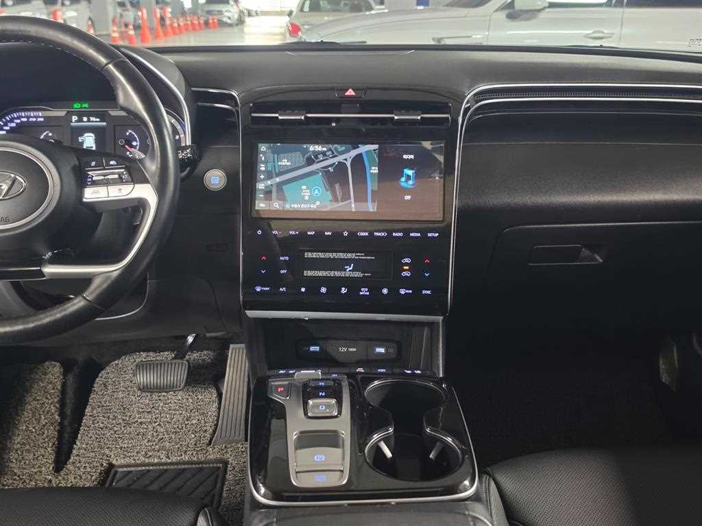 HYUNDAI Tucson - Vista 10