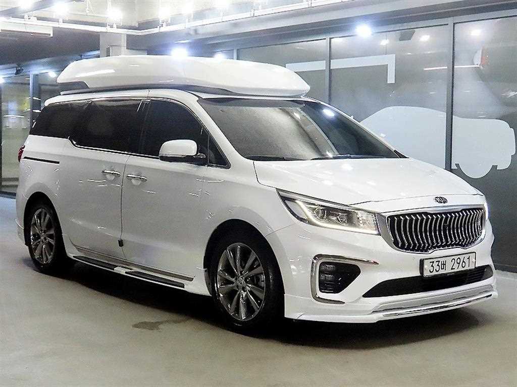 KIA Carnival 2019 Blanco - Importación desde Corea - HF Imports Iquique - Foto 1