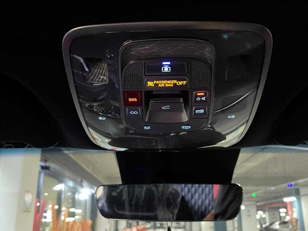 Genesis GV70 - Vista 9
