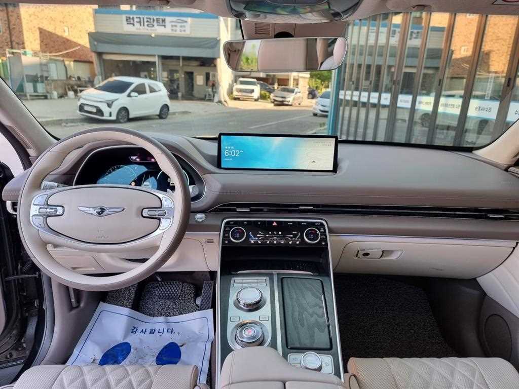 Genesis GV80 - Vista 6