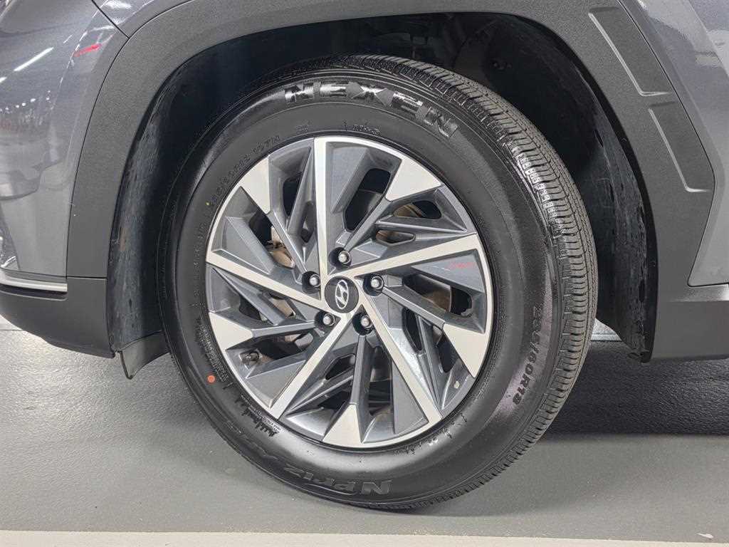 HYUNDAI Tucson - Vista 5