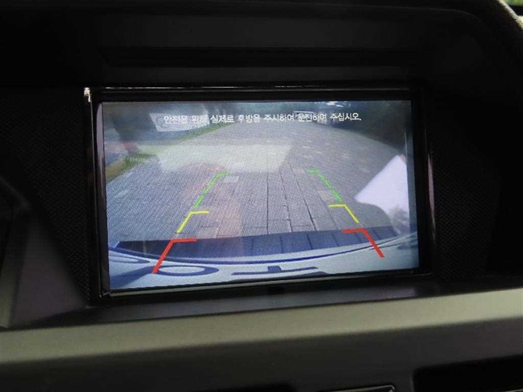 Mercedes Benz GLK Class - Vista 9