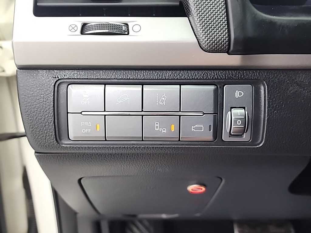 Ssangyong Rexton 2019 Blanco - Importación desde Corea - HF Imports Iquique - Foto 18