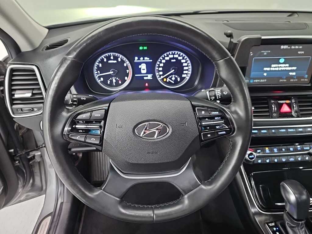 HYUNDAI Grandeur - Vista 9