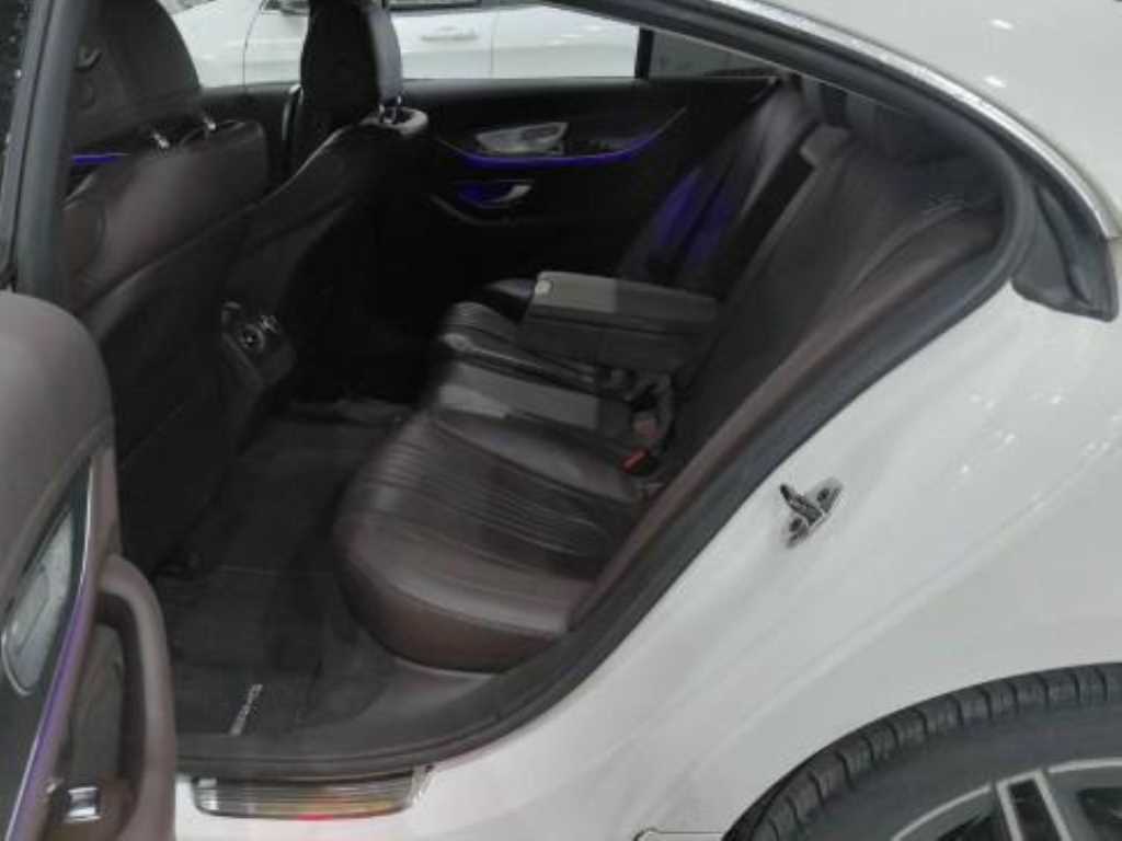 Mercedes Benz CLS Class - Vista 7
