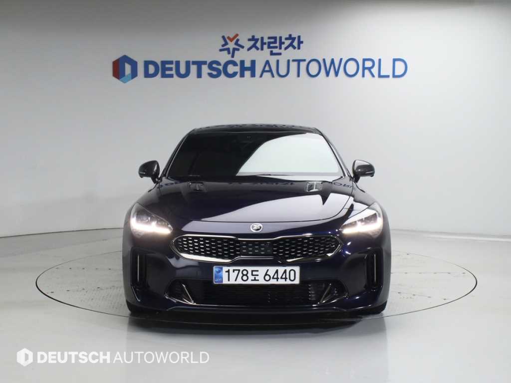 KIA Stinger - Vista 3
