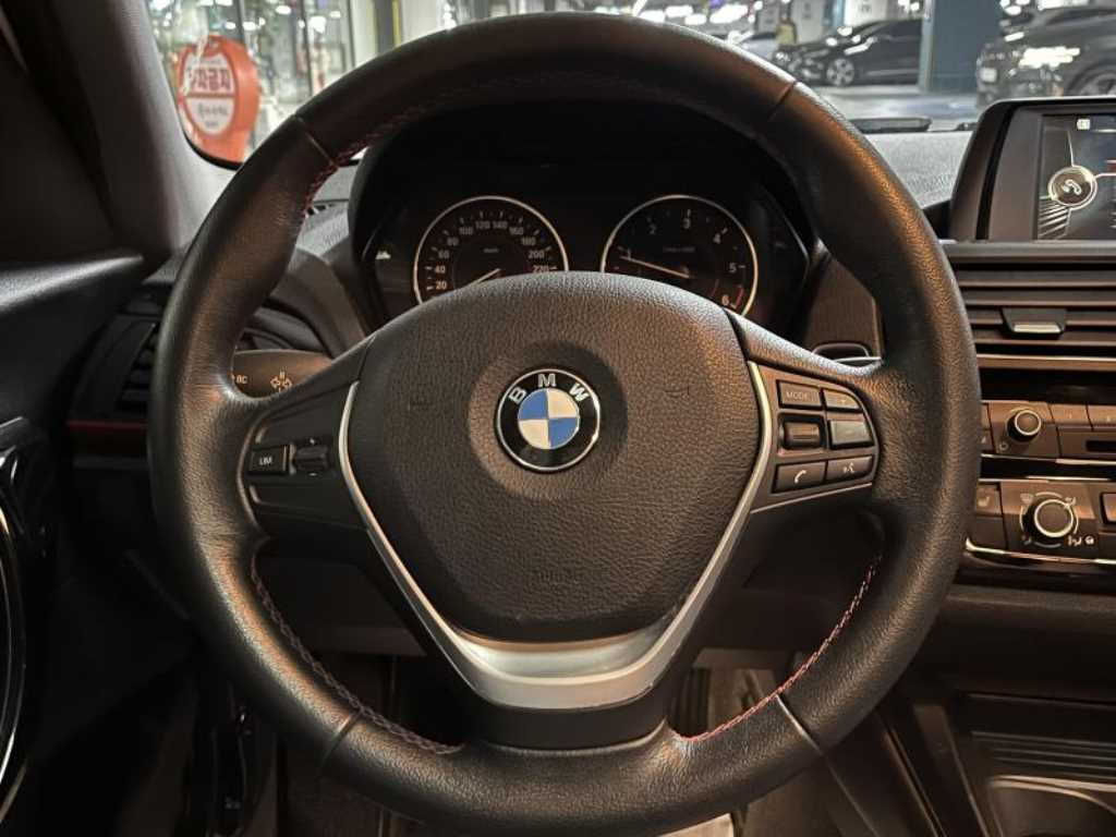 BMW 1 series - Vista 11