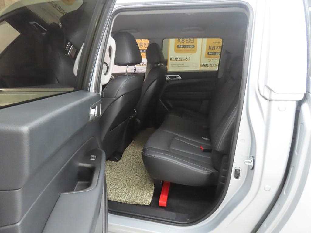 Ssangyong Rexton - Vista 6