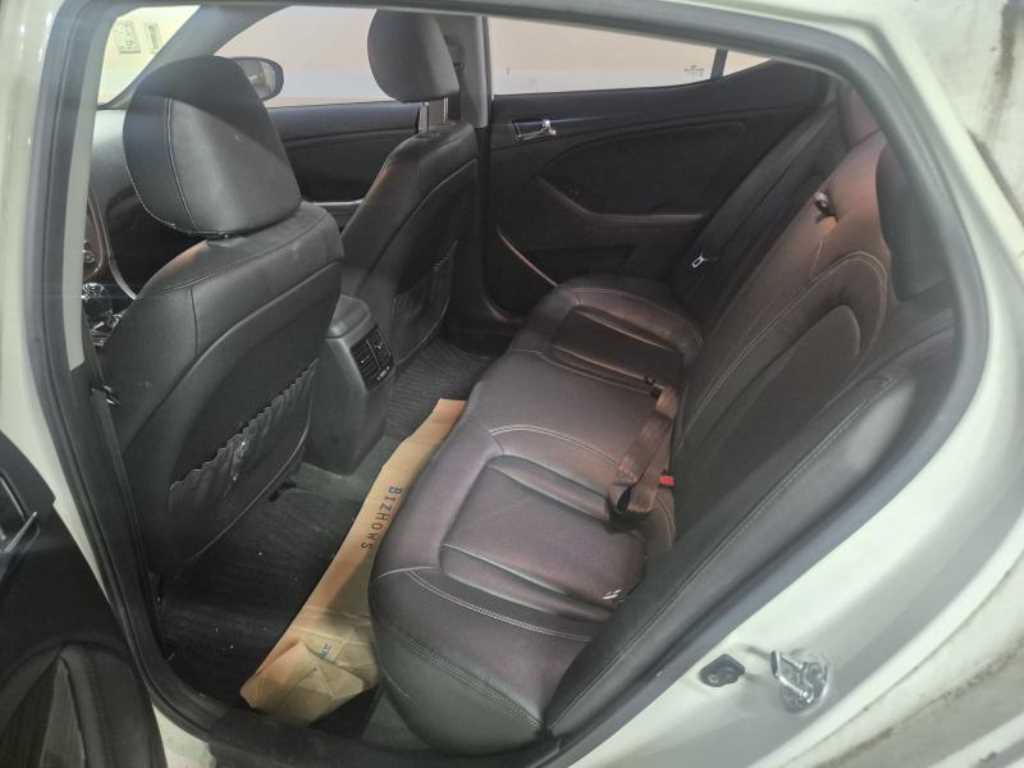 KIA K5 - Vista 7
