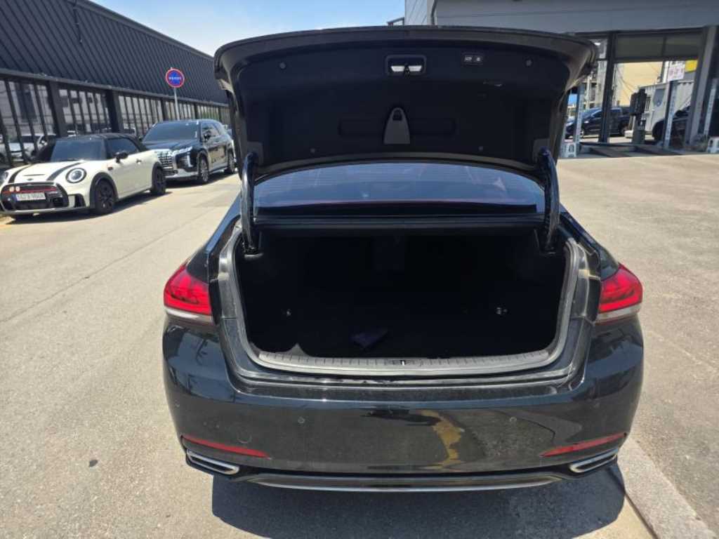Genesis G80 - Vista 5
