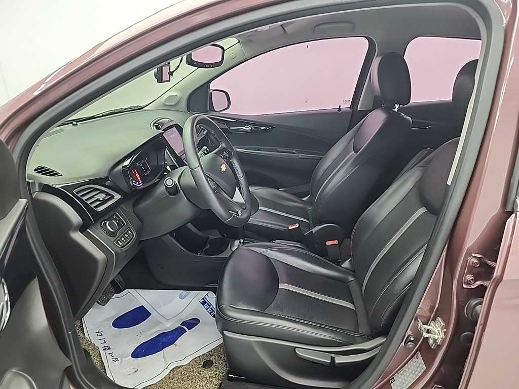 Chevrolet Spark - Vista 11