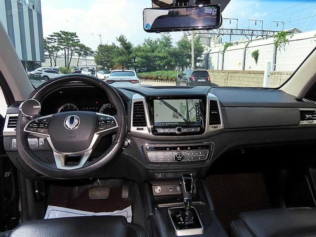 Ssangyong Rexton - Vista 8