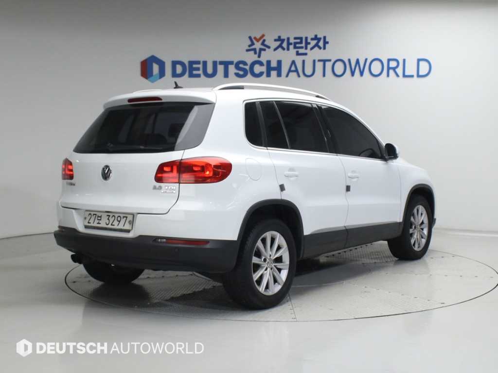 Volkswagen Tiguan - Vista 3