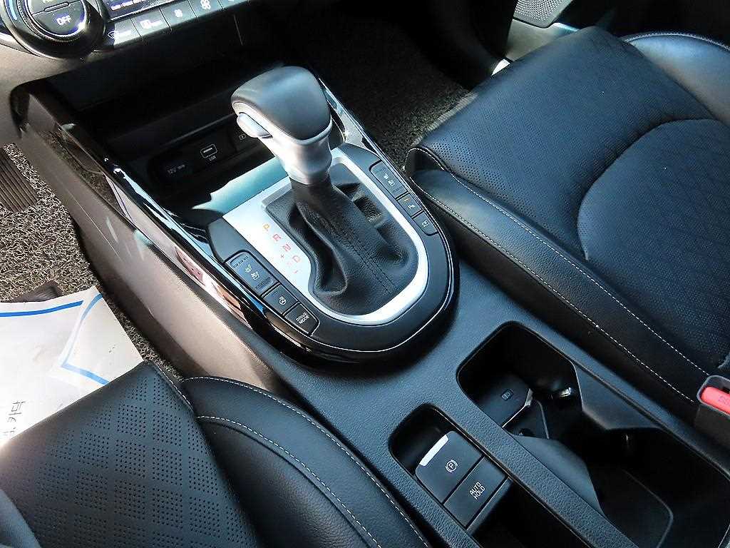 KIA K3 - Vista 10