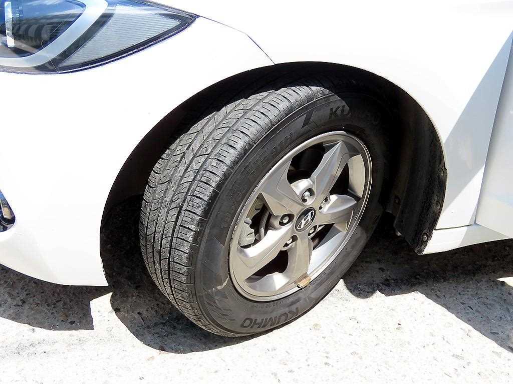 HYUNDAI Avante 2016 Blanco - Importación desde Corea - HF Imports Iquique - Foto 20