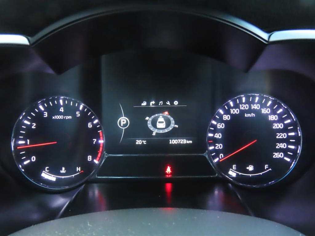 KIA K5 - Vista 9
