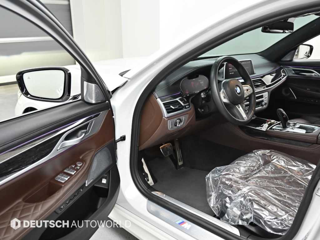 BMW 7 Series - Vista 11