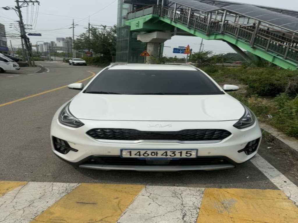 KIA Niro 2022 Blanco - Importación desde Corea - HF Imports Iquique - Foto 1