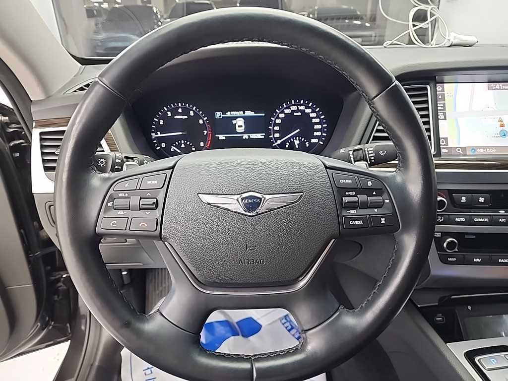 Genesis G80 - Vista 9