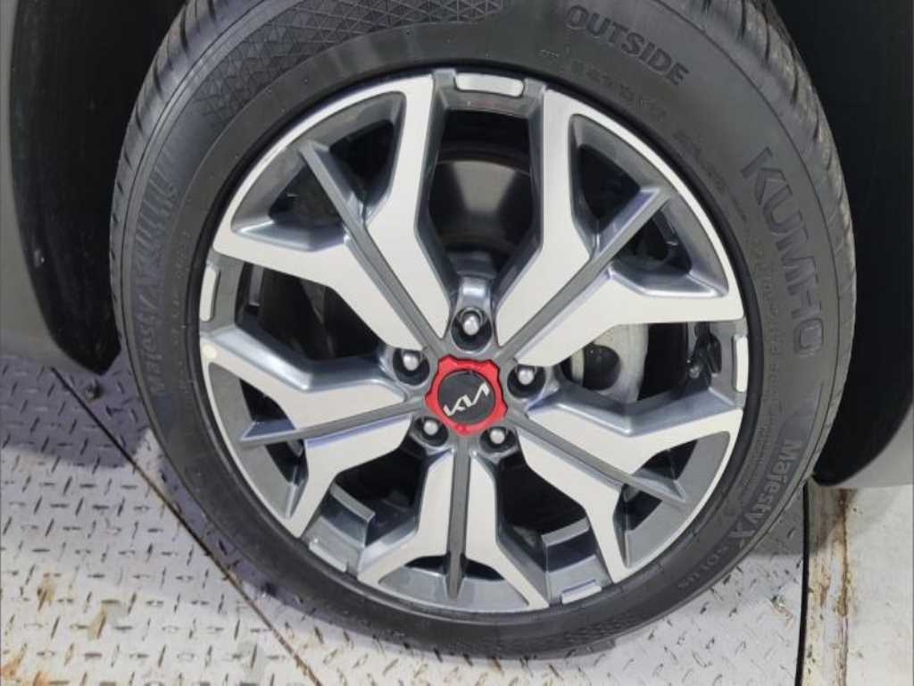 KIA Seltos - Vista 10