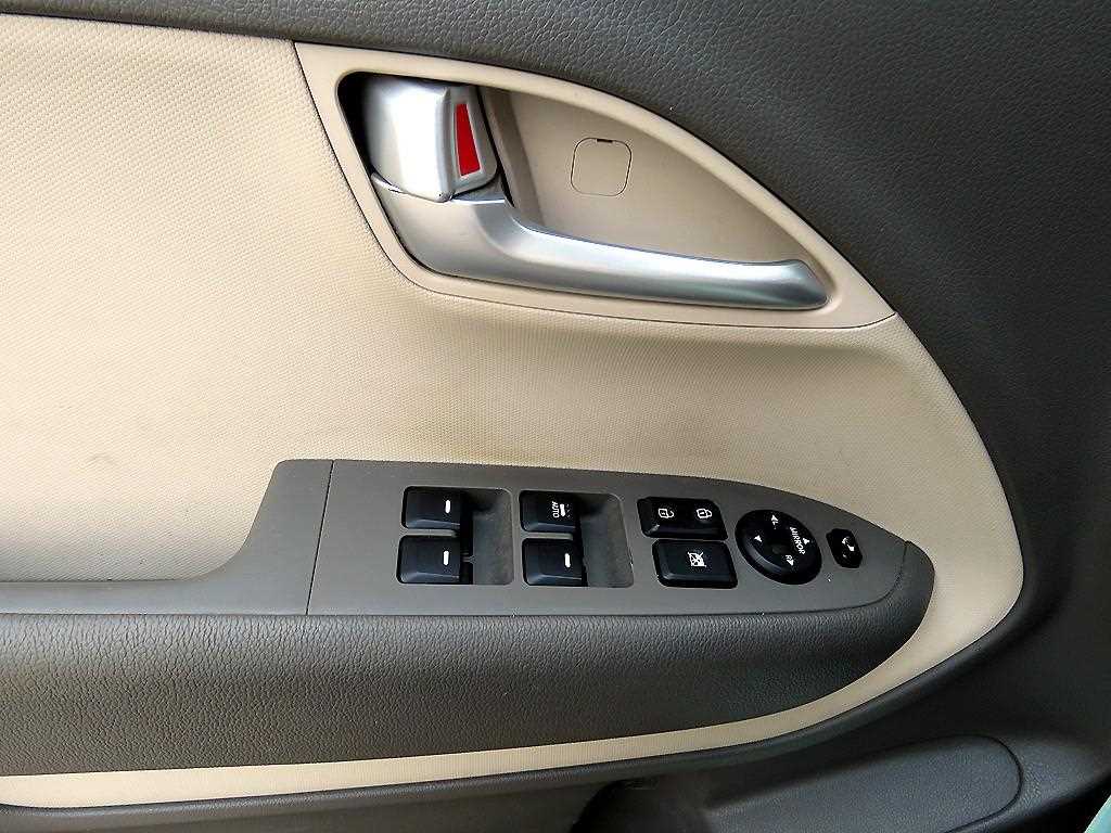 KIA Ray - Vista 10