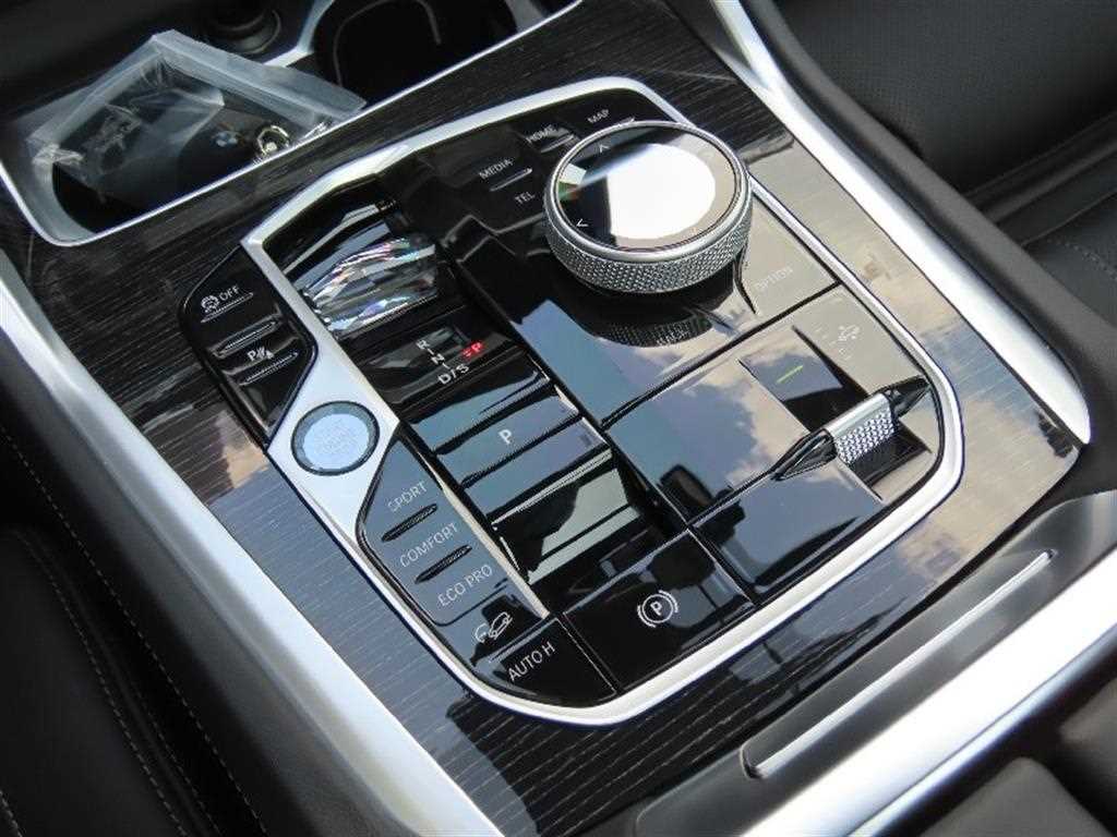 BMW X6 - Vista 6