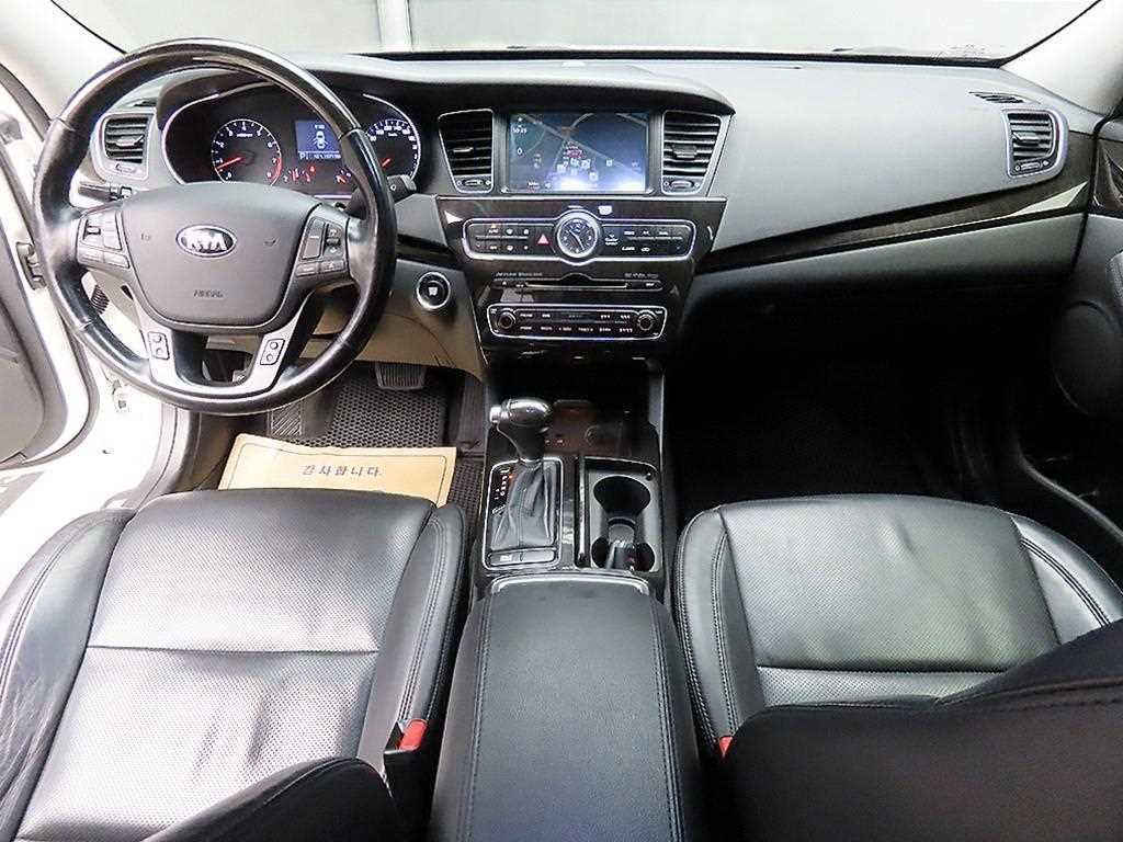 KIA K7 - Vista 7