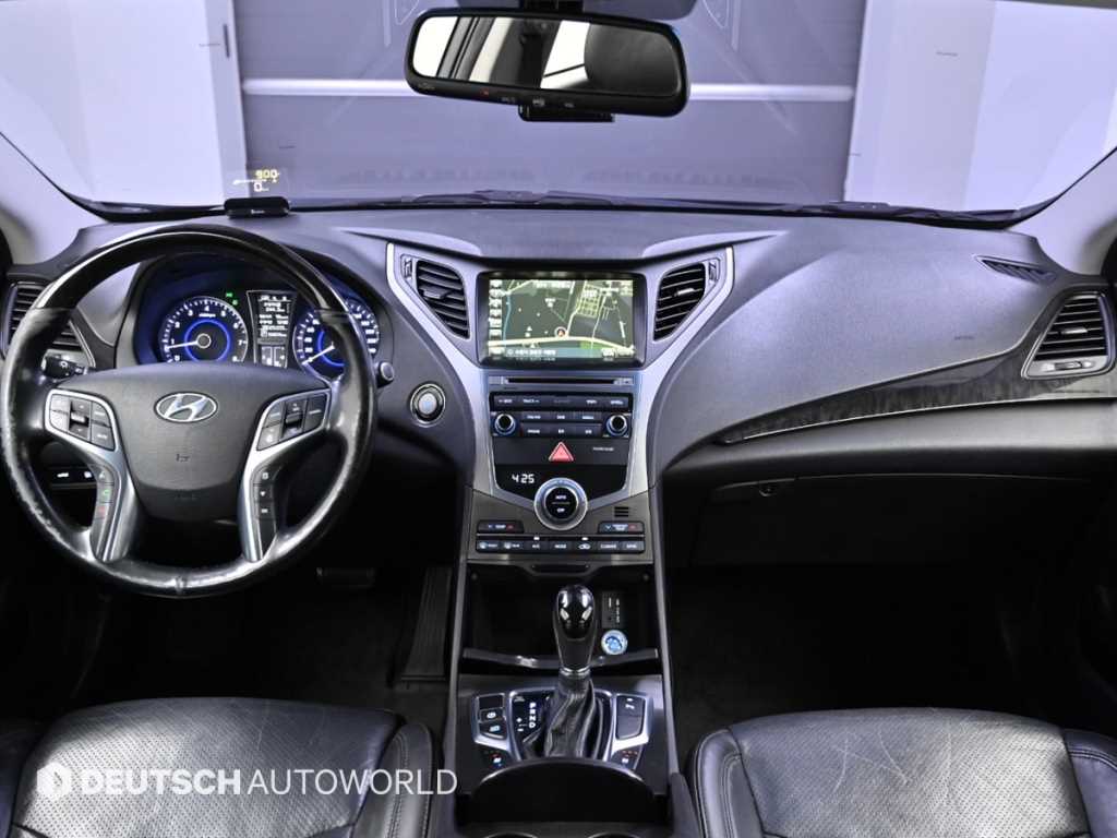 HYUNDAI Grandeur - Vista 7