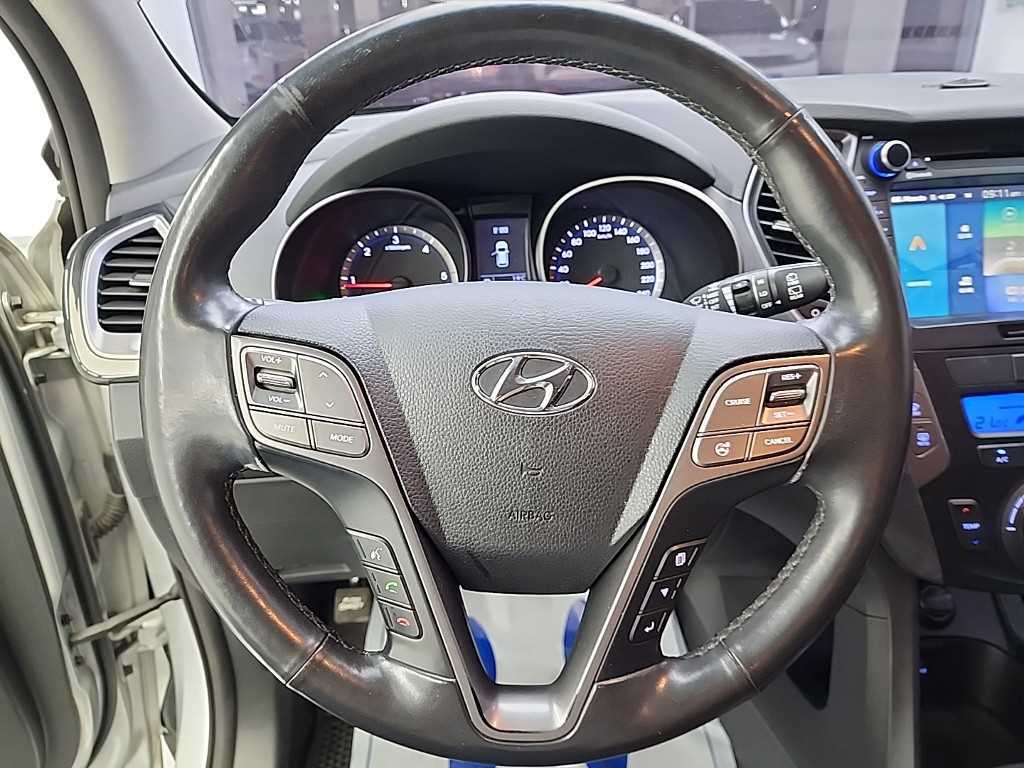 HYUNDAI Santa Fe - Vista 9