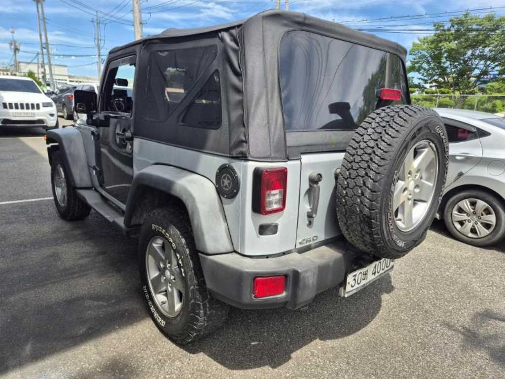 Jeep Wrangler - Vista 5