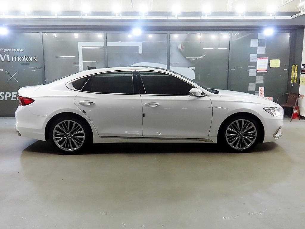 HYUNDAI Grandeur - Vista 3