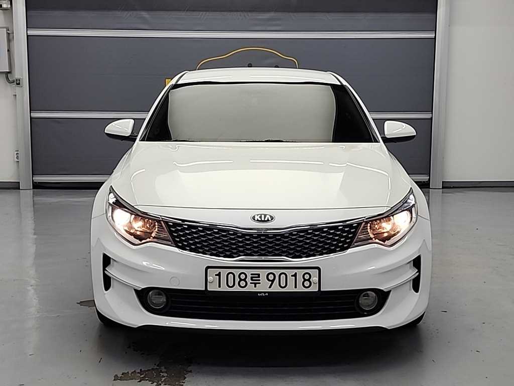 KIA K5 - Vista 2