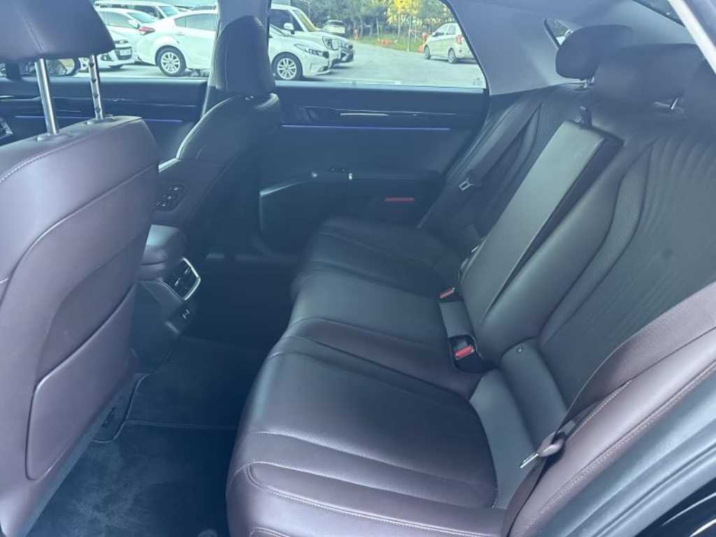 HYUNDAI Grandeur - Vista 7
