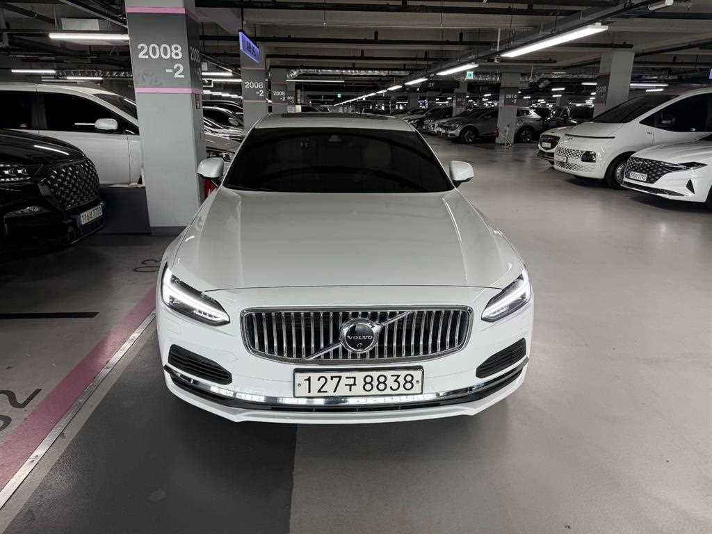 Volvo S90 - Vista 3
