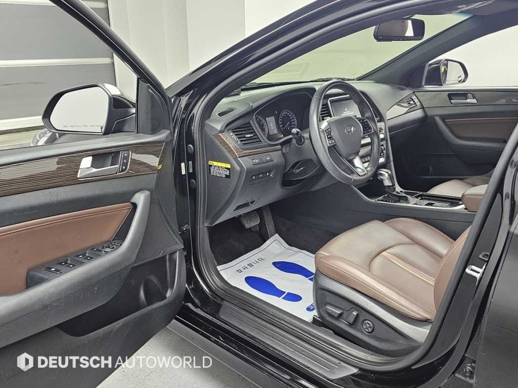 HYUNDAI Sonata - Vista 11