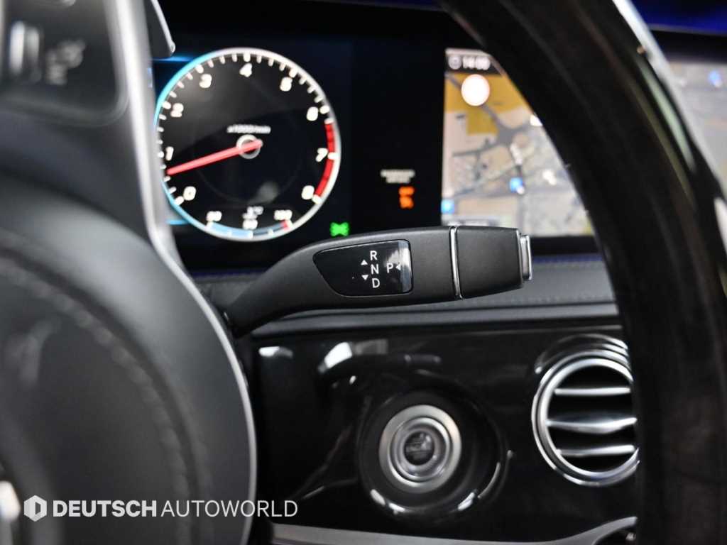 Mercedes Benz S Class - Vista 9