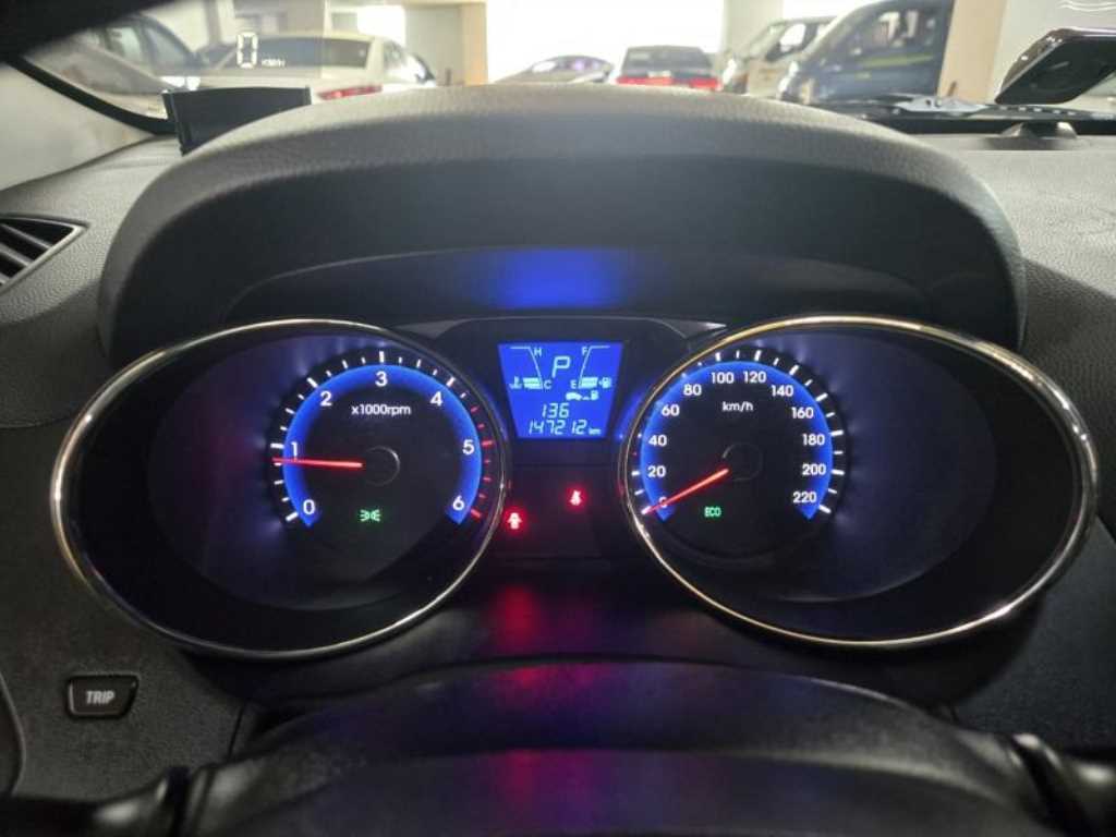 HYUNDAI Tucson 2011 Plateado - Importación desde Corea - HF Imports Iquique - Foto 13