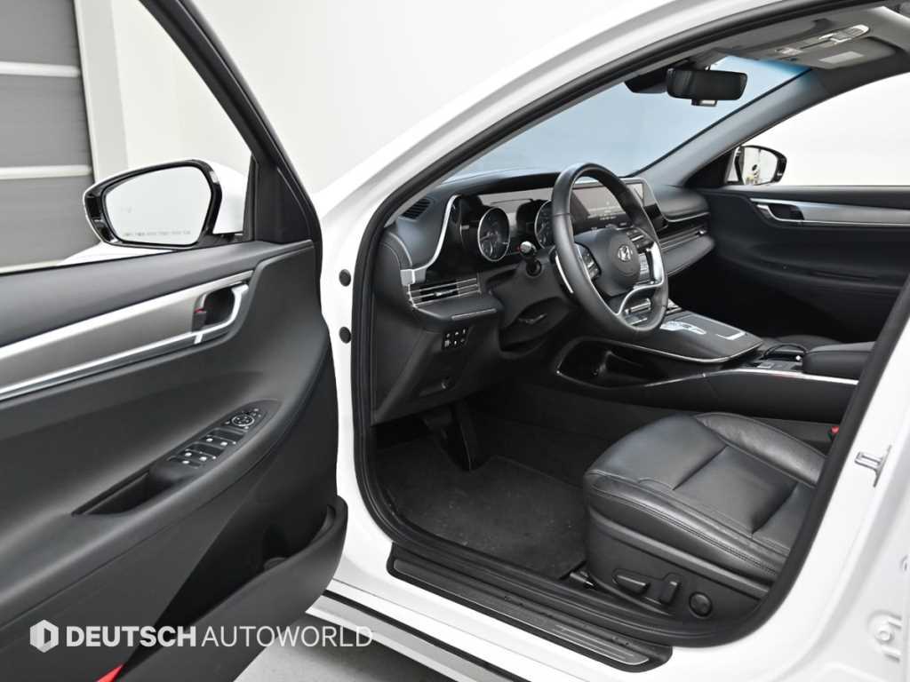HYUNDAI Grandeur - Vista 10