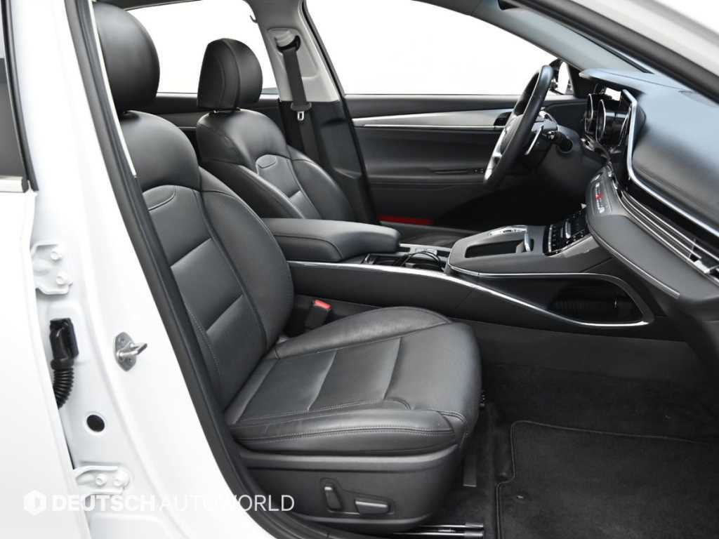 HYUNDAI Grandeur - Vista 9