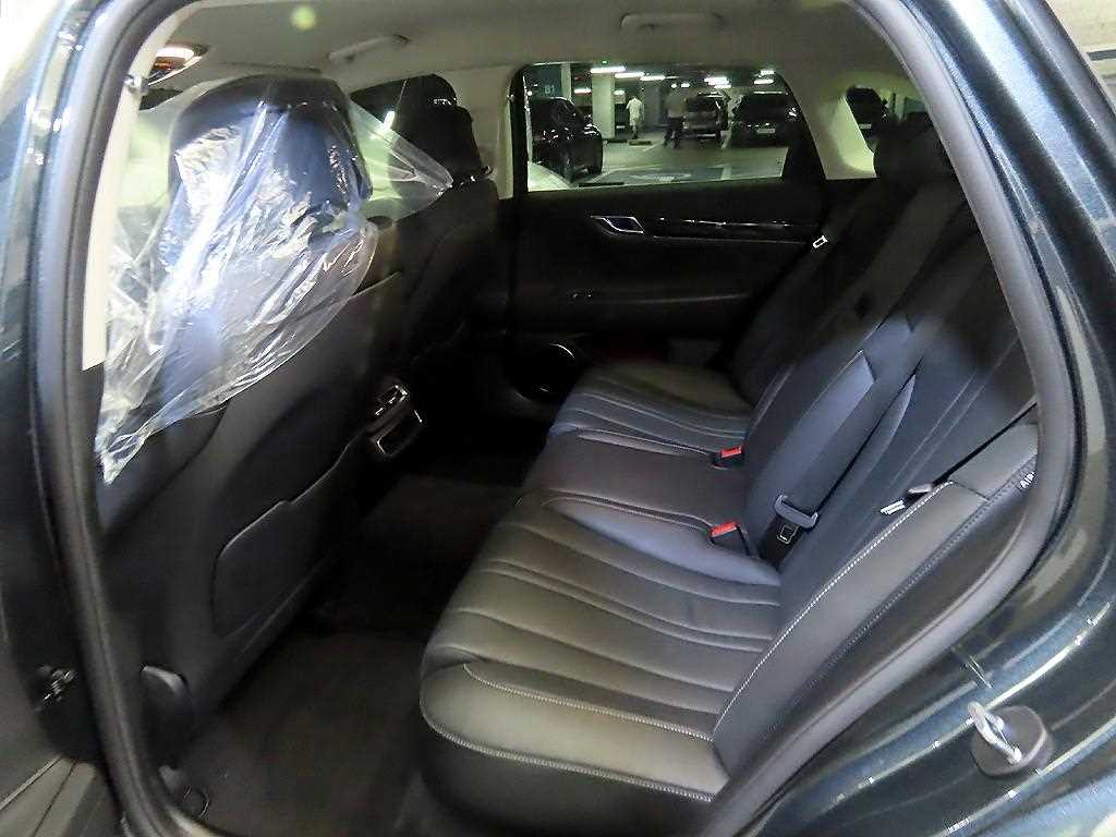 Genesis G80 - Vista 7