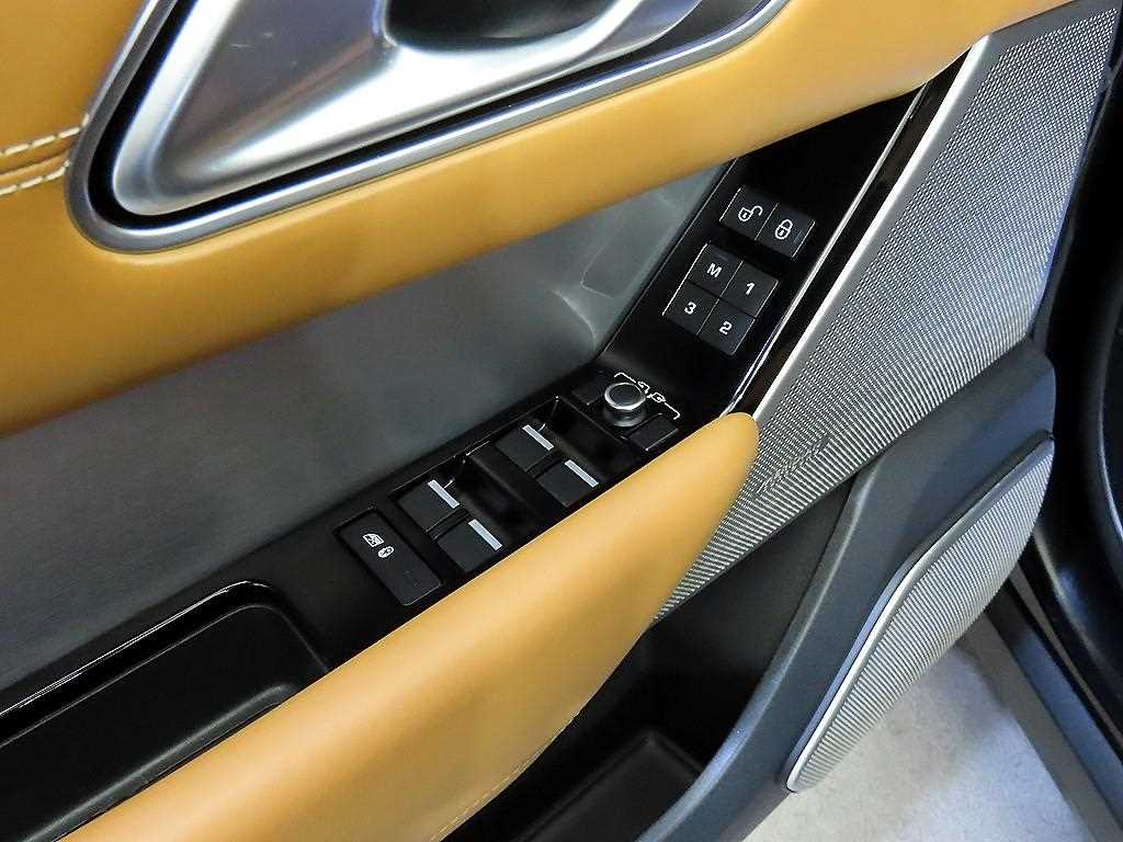 Land Rover Range Rover Bella 2019 - Importación desde Corea - HF Imports Iquique - Foto 13