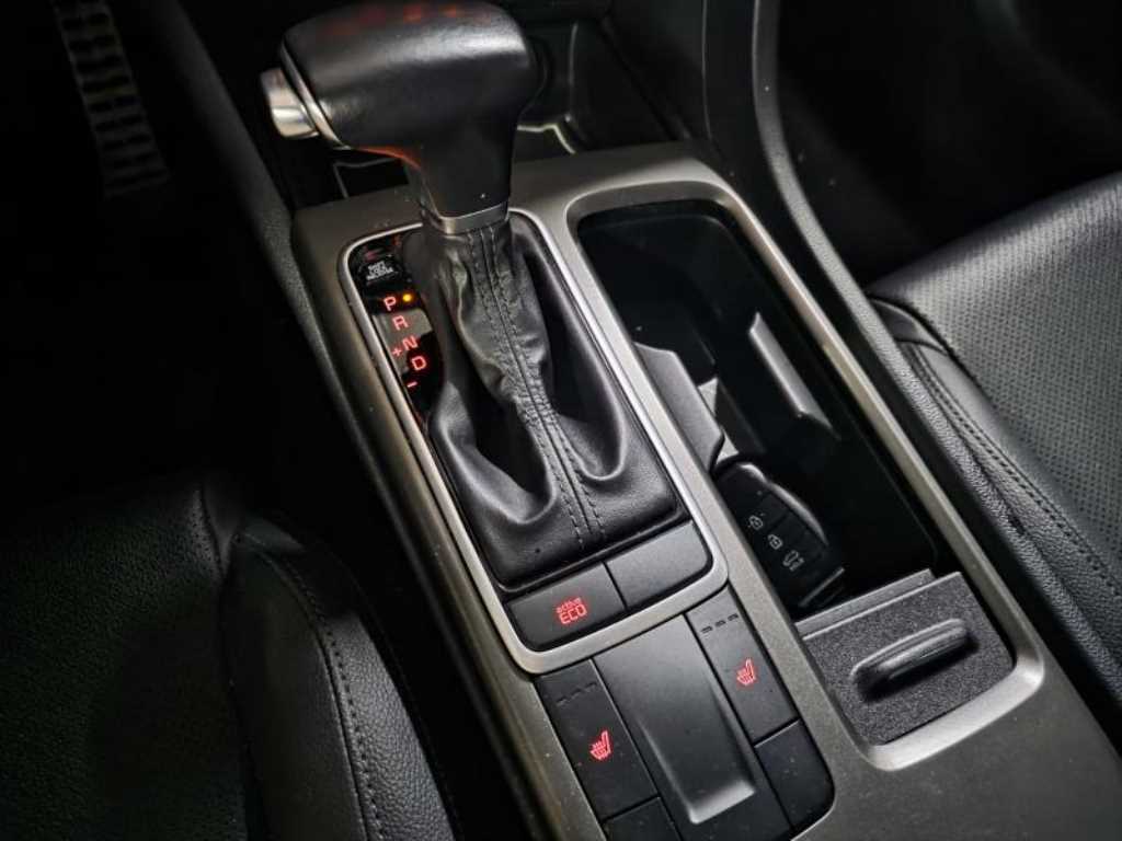 KIA K5 - Vista 11
