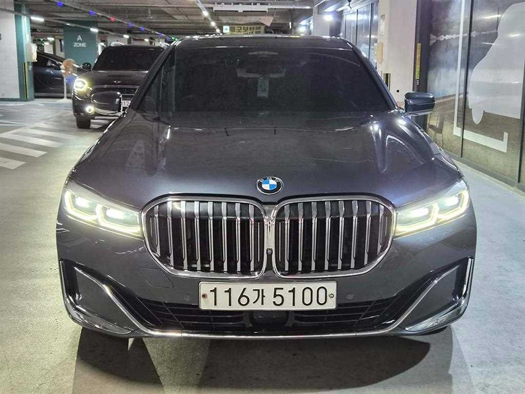 BMW 7 Series - Vista 2