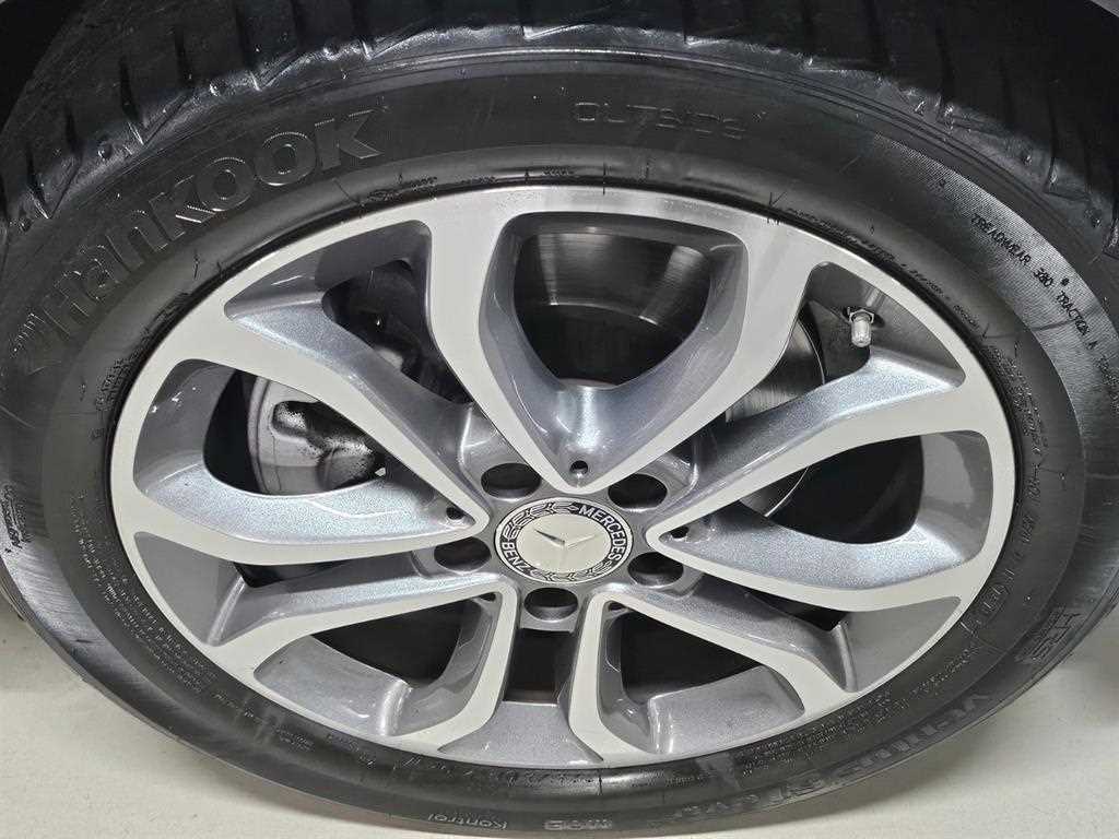 Mercedes Benz C Class 2015 Gris - Importación desde Corea - HF Imports Iquique - Foto 14