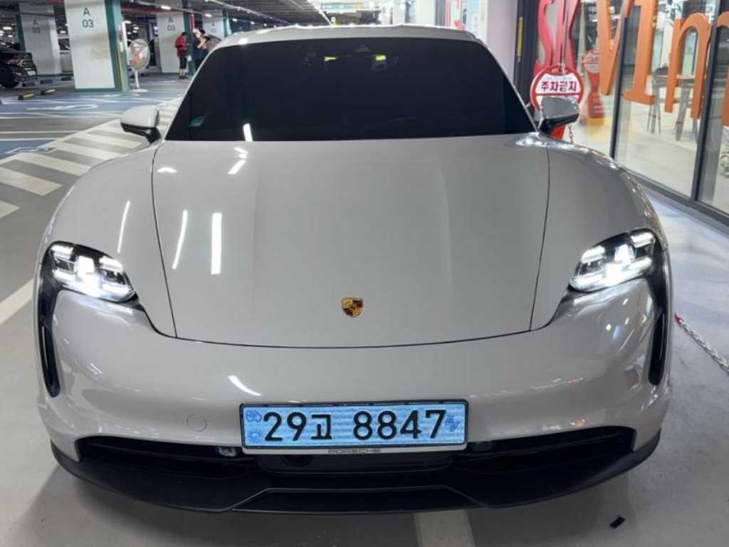 Porsche Taycan 2022 - Importación desde Corea - HF Imports Iquique - Foto 1