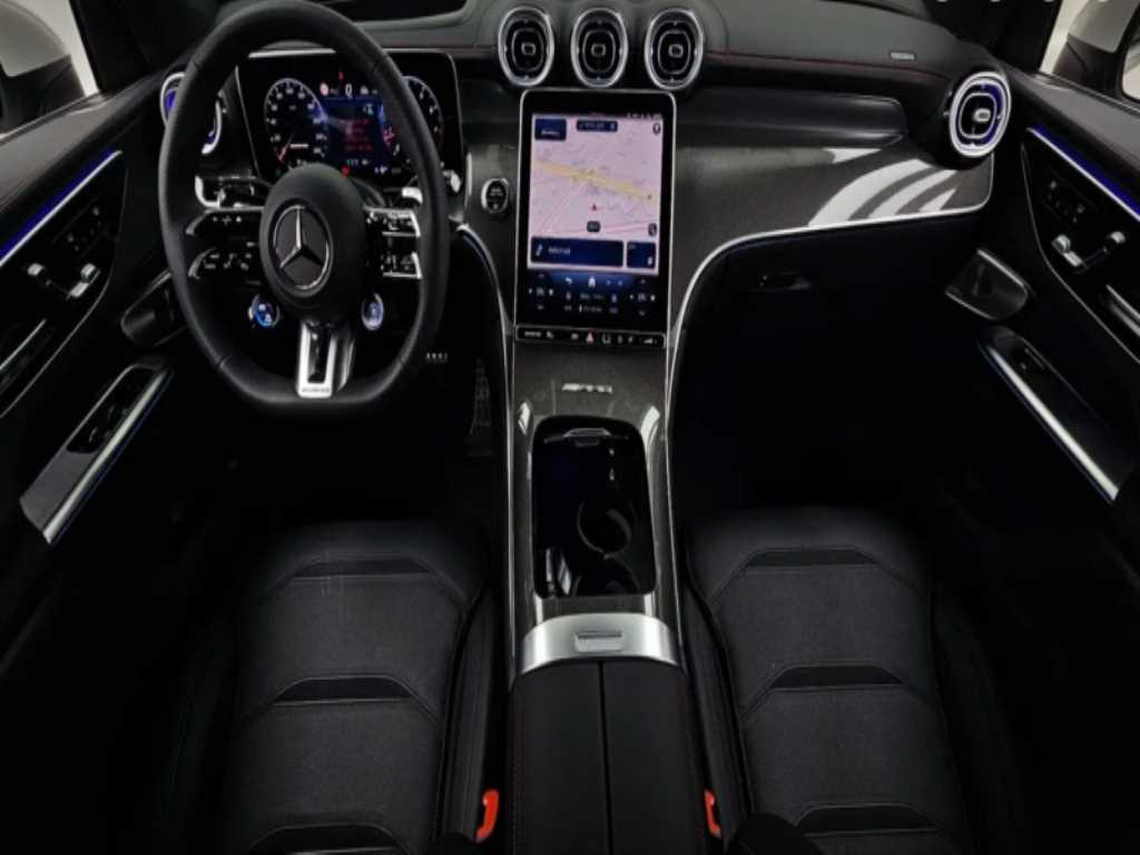 Mercedes Benz GLC Class - Vista 7